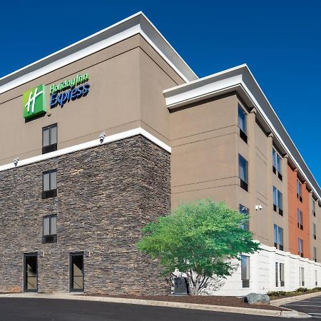 Holiday Inn Express & Suites Greensboro - I-40 Atwendover, An Ihg Hotel Εξωτερικό φωτογραφία