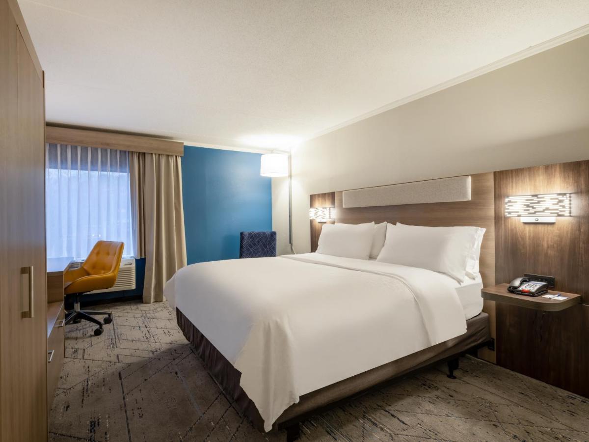 Holiday Inn Express & Suites Greensboro - I-40 Atwendover, An Ihg Hotel Εξωτερικό φωτογραφία