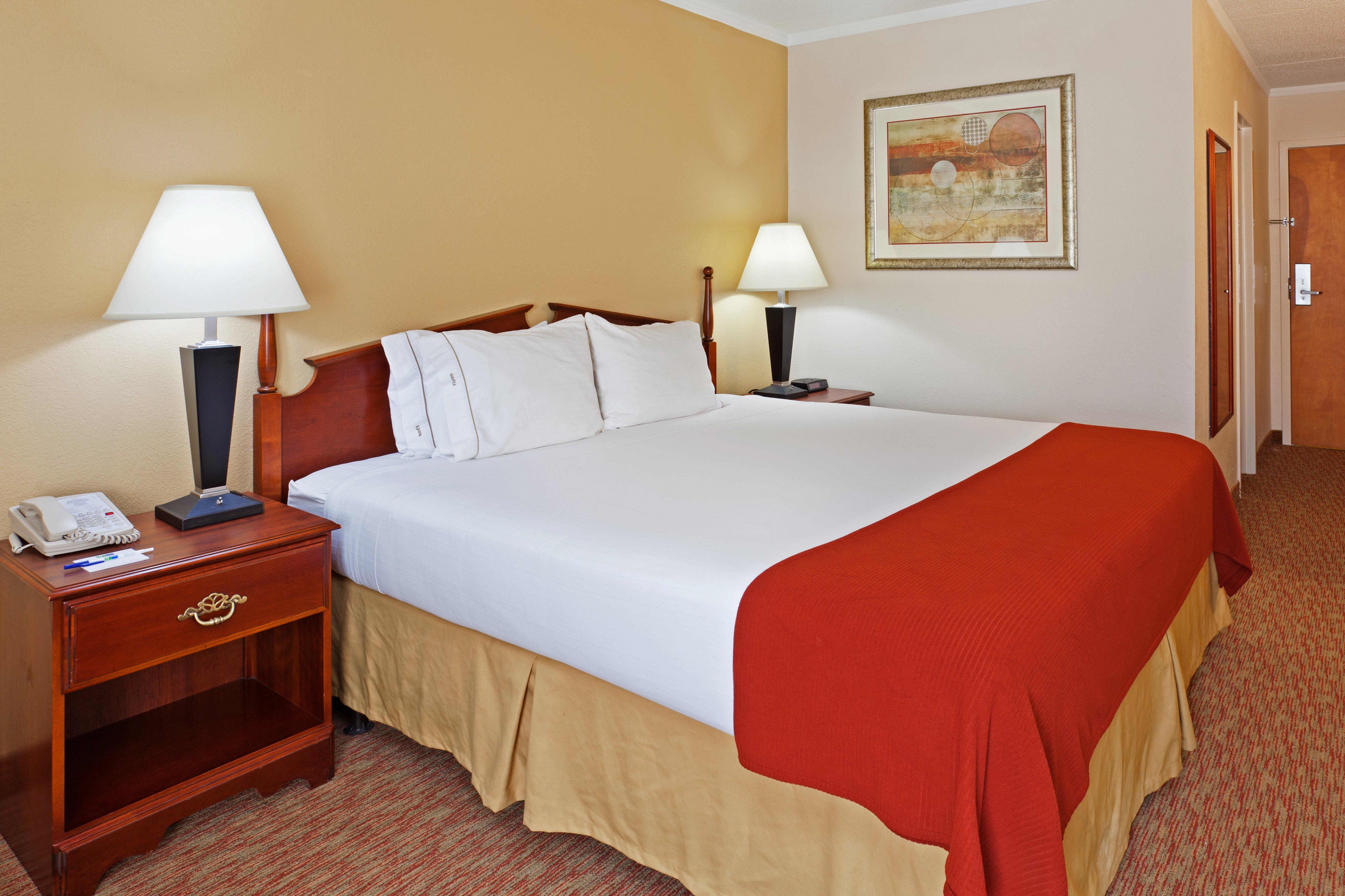 Holiday Inn Express & Suites Greensboro - I-40 Atwendover, An Ihg Hotel Εξωτερικό φωτογραφία